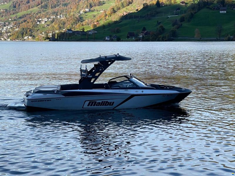 Malibu Wakesetter 23 LSV