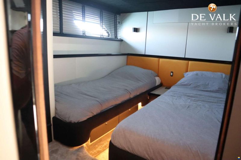 Sunseeker Predator 56