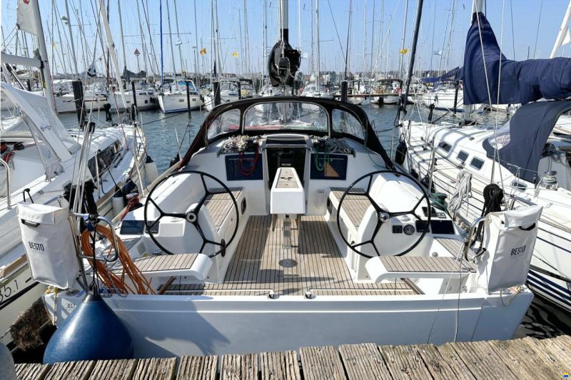 Dufour 382 GL