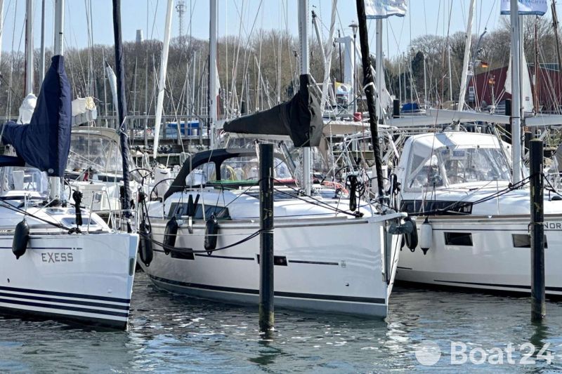 Dufour 382 GL