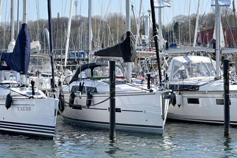 Dufour 382 GL