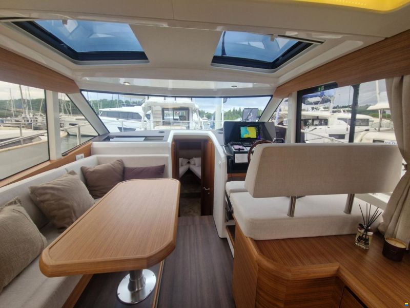 Greenline 39