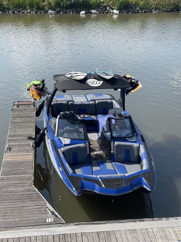 Malibu Wakesetter 23 MXZ