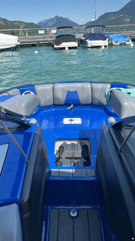 Malibu Wakesetter 23 MXZ