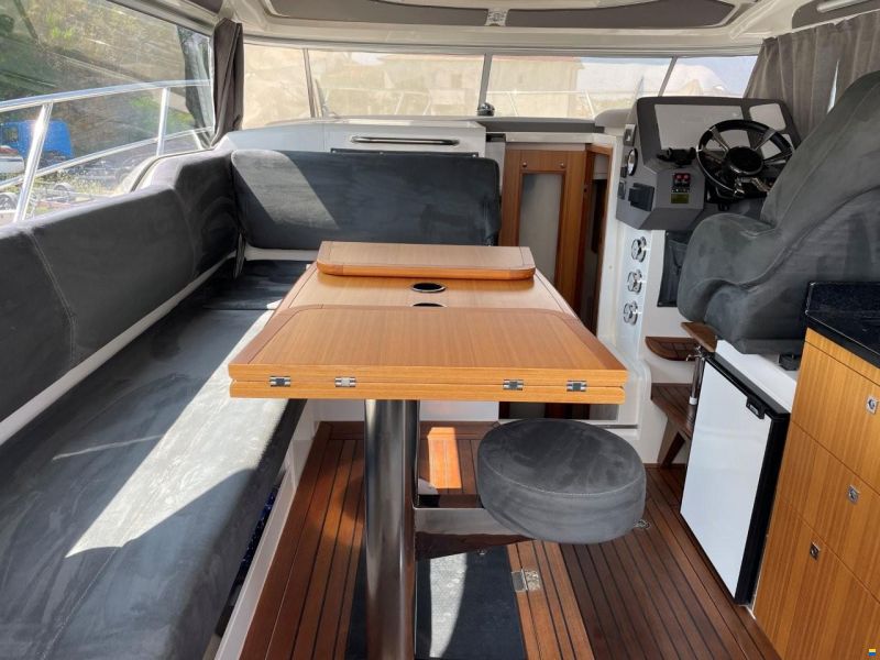 Marex 320 Aft Cabin Cruiser