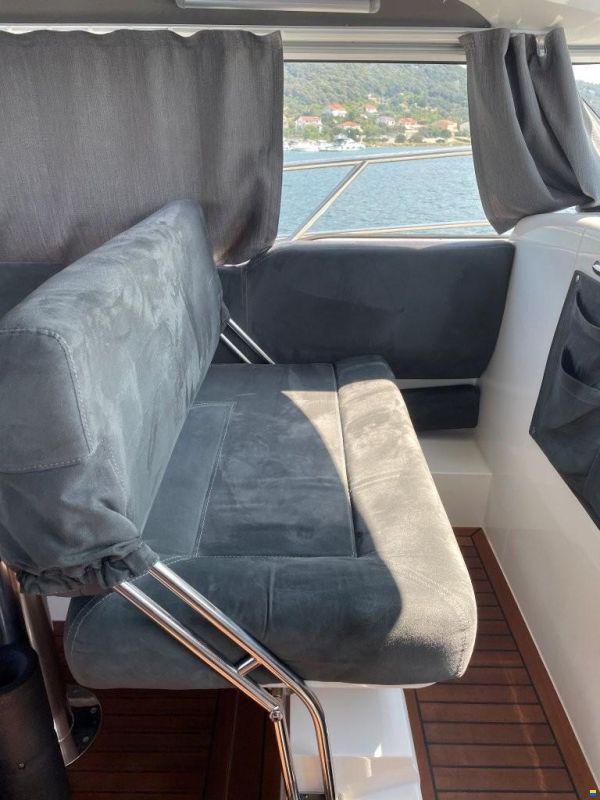 Marex 320 Aft Cabin Cruiser