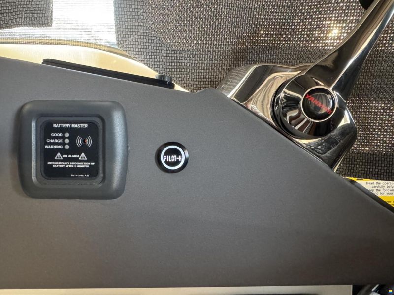 Marex 320 Aft Cabin Cruiser