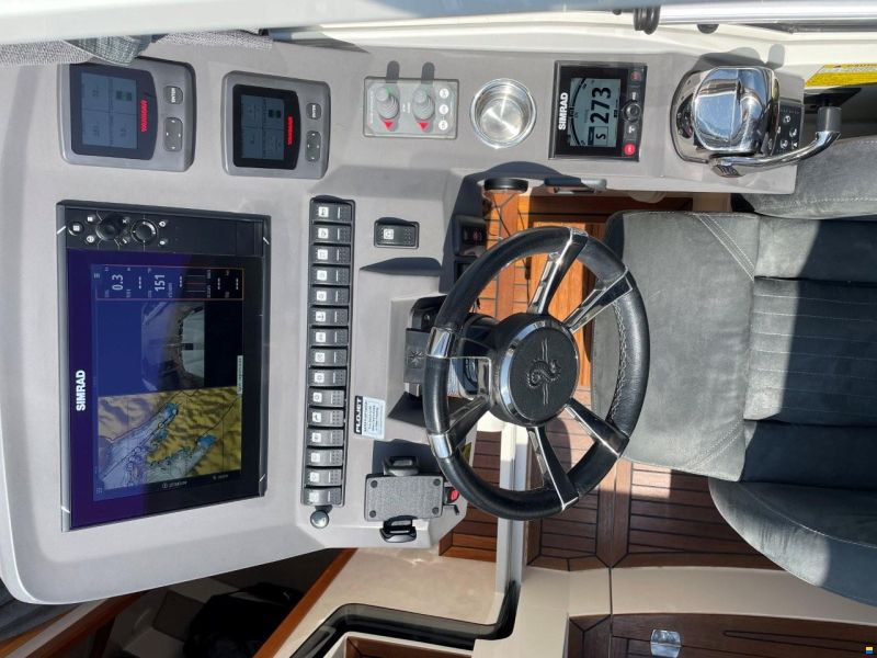 Marex 320 Aft Cabin Cruiser