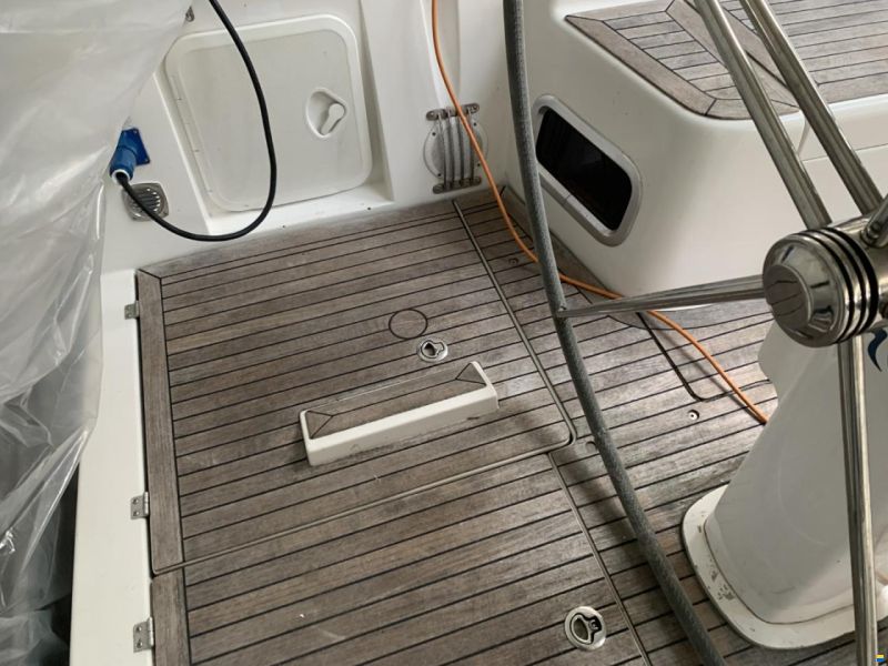 Hanse 375