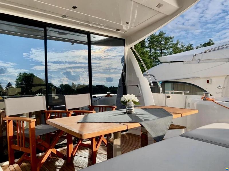 Prestige 520 S