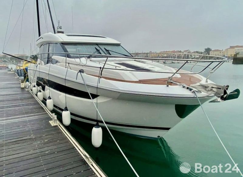 Prestige 520 S