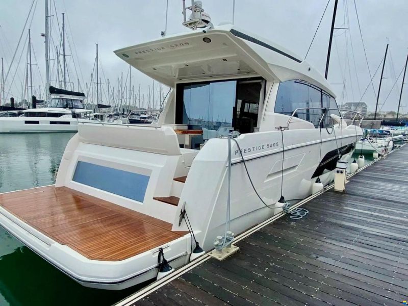 Prestige 520 S