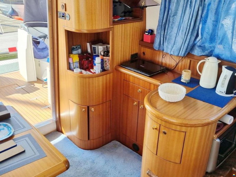 Galeon 380 Fly