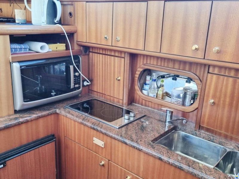 Galeon 380 Fly
