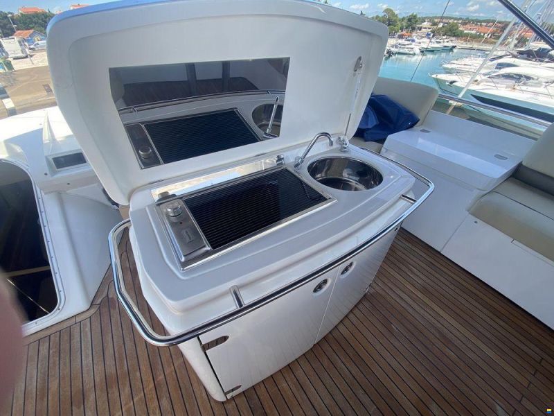 Princess 21M