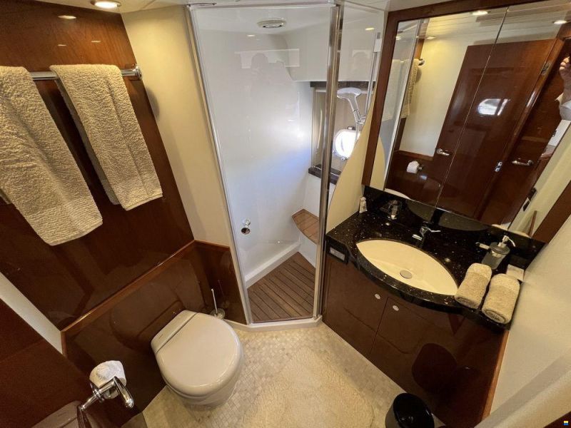 Princess 21M