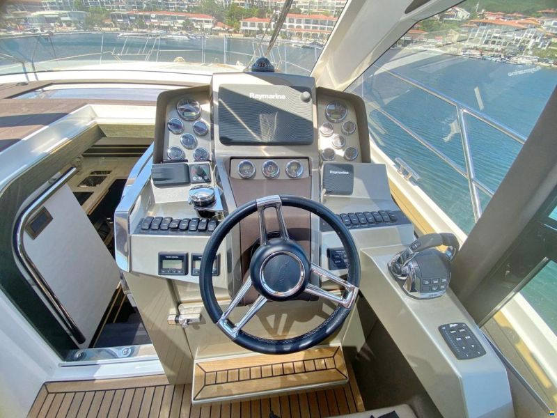 Galeon 445 HTS
