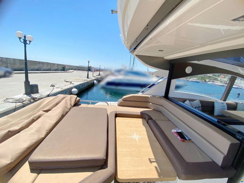 Galeon 445 HTS
