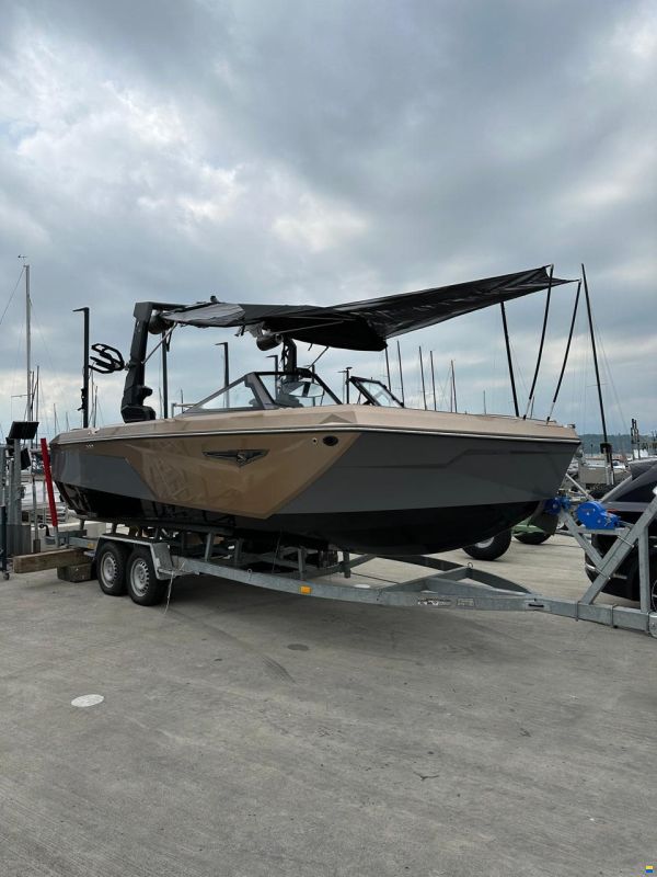 Nautique S23