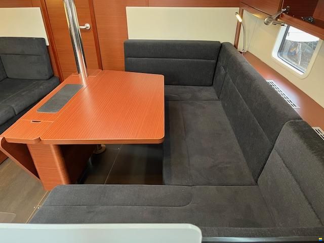 Hanse 388