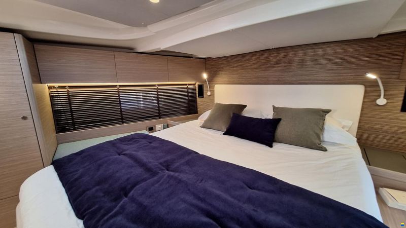 Beneteau OCEANIS 52