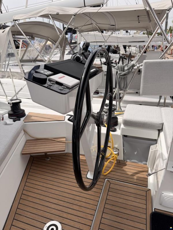 Beneteau OCEANIS 52