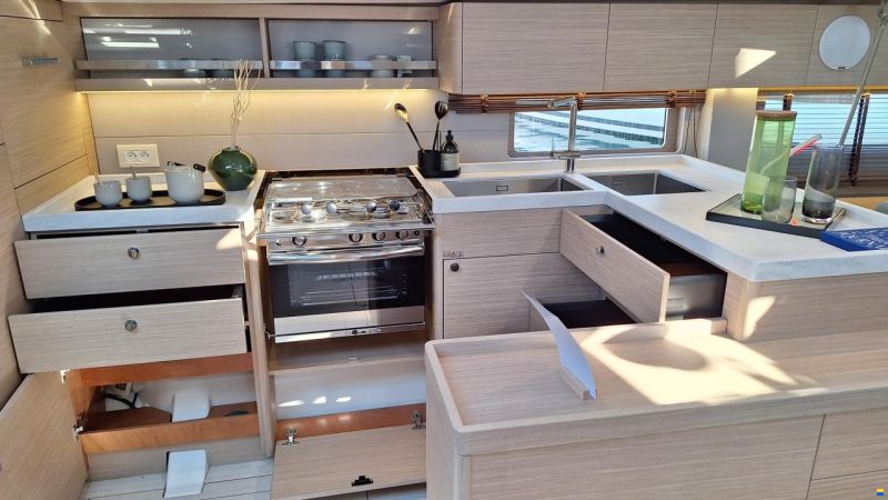 Beneteau OCEANIS 52