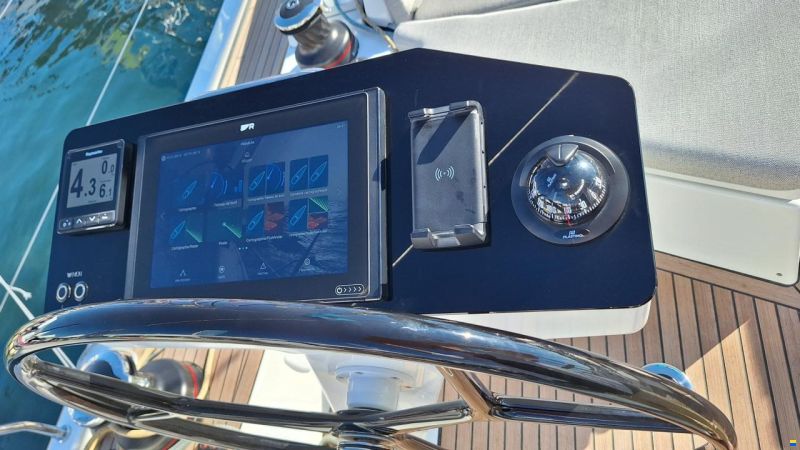 Beneteau OCEANIS 52