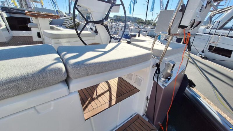 Beneteau OCEANIS 52