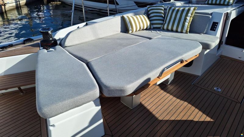 Beneteau OCEANIS 52