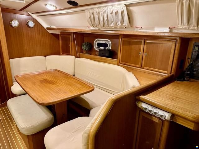Bavaria 35 Holiday