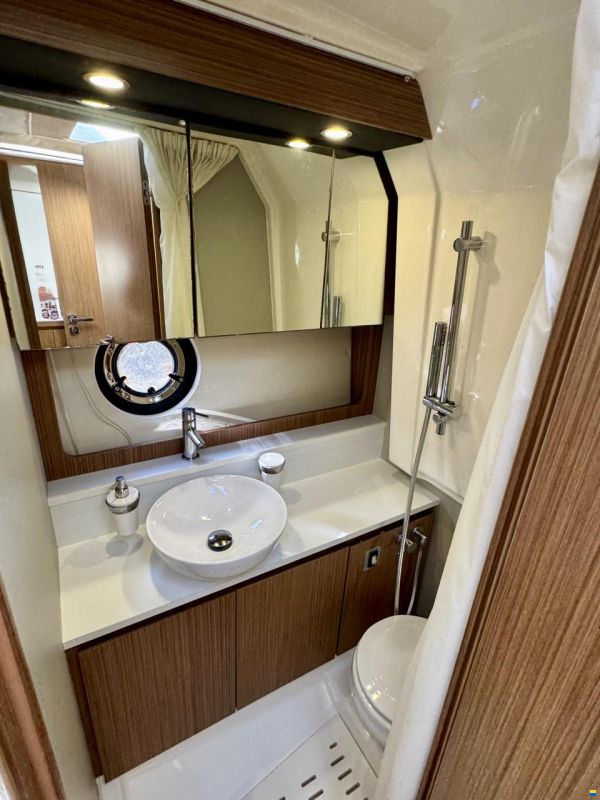 Azimut Atlantis 34