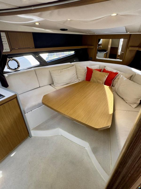 Azimut Atlantis 34