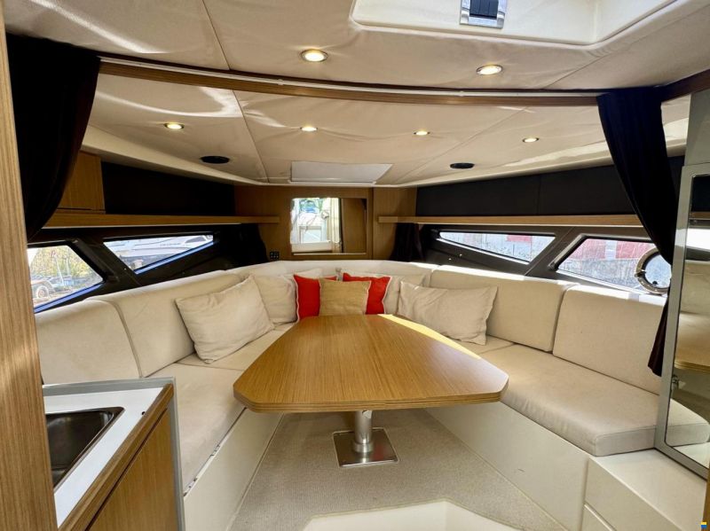 Azimut Atlantis 34
