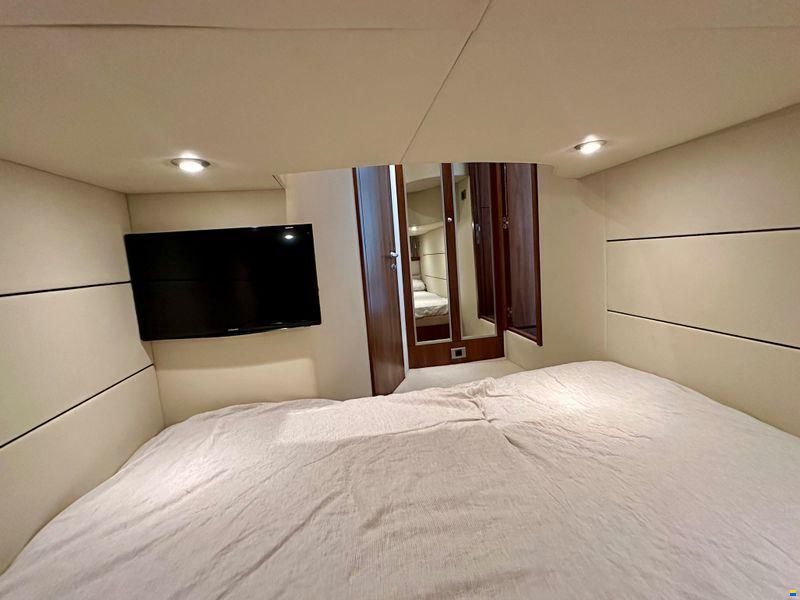 Sunseeker Portofino 47