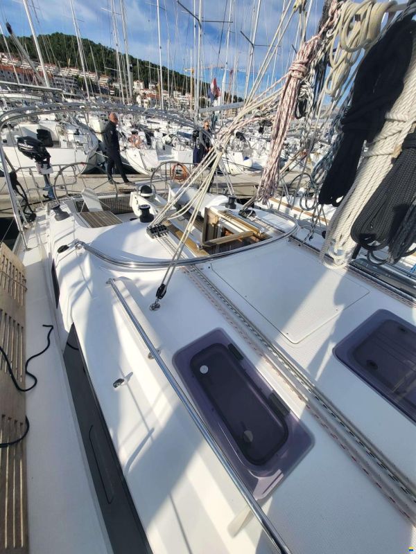 Bavaria 37 CRUISER