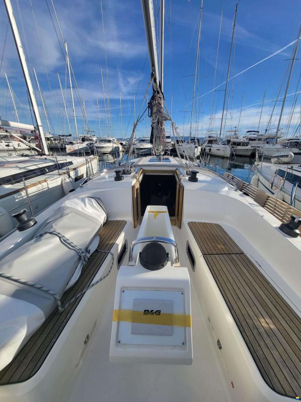 Bavaria 37 CRUISER