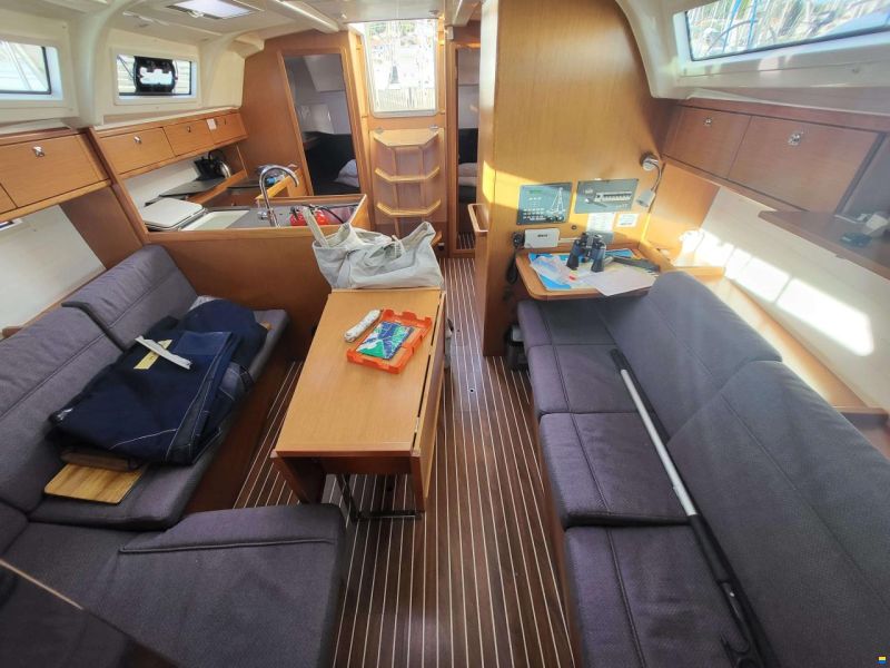 Bavaria 37 CRUISER
