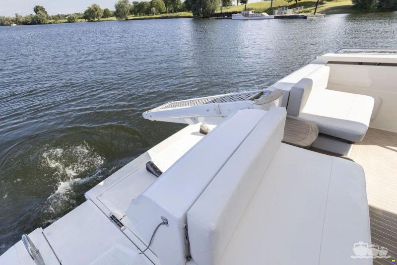 Ferretti 53 Fly