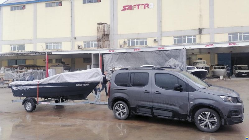 Safter Marine Safter 465 Fiber Boat