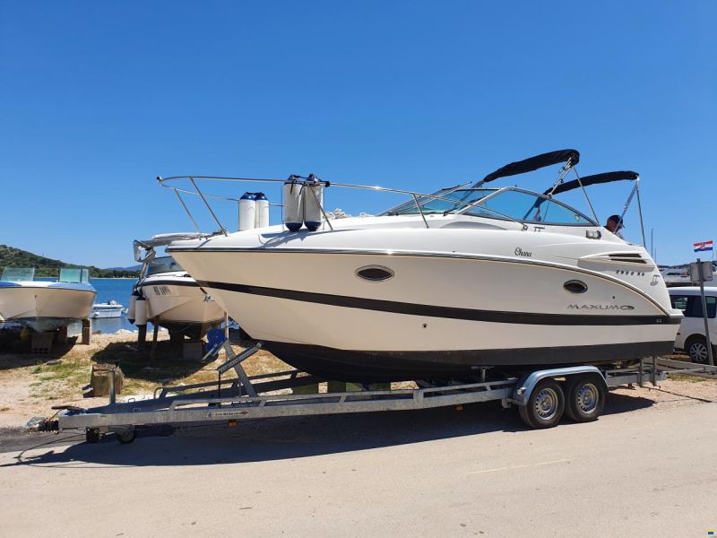 Maxum 2500 SE
