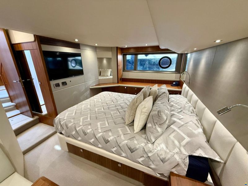 Sunseeker Manhattan 52