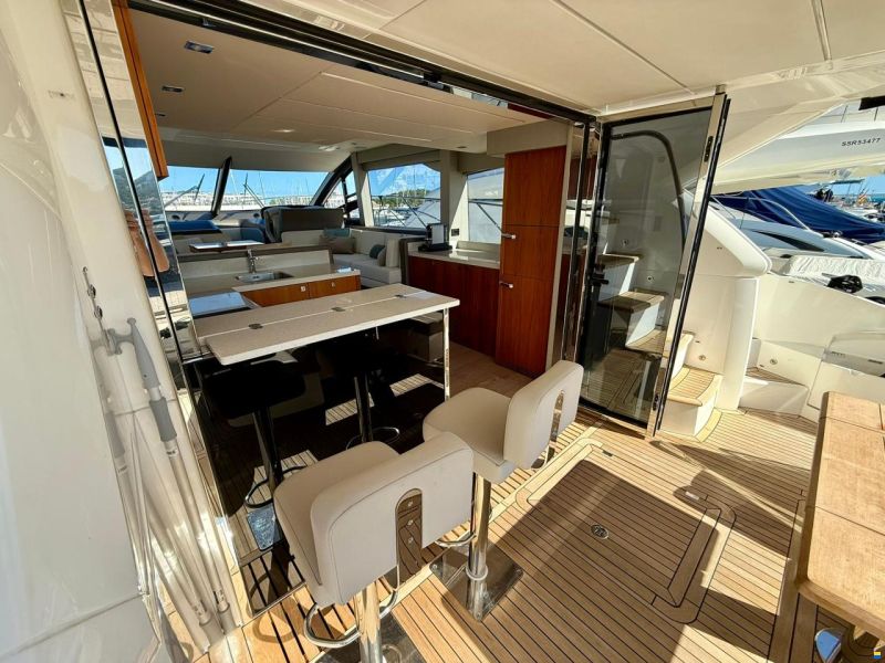 Sunseeker Manhattan 52