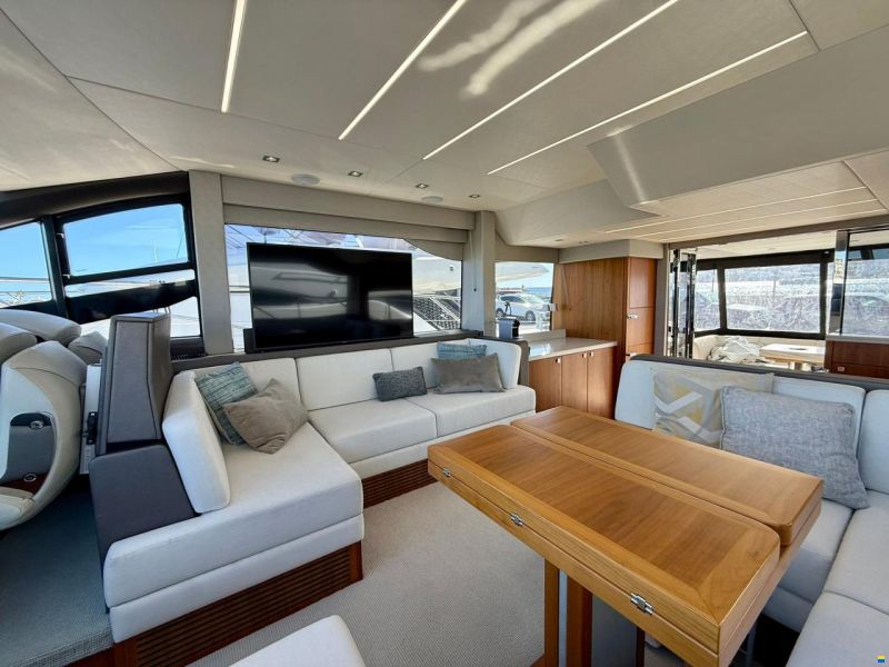 Sunseeker Manhattan 52