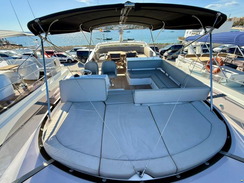 Sunseeker Manhattan 52