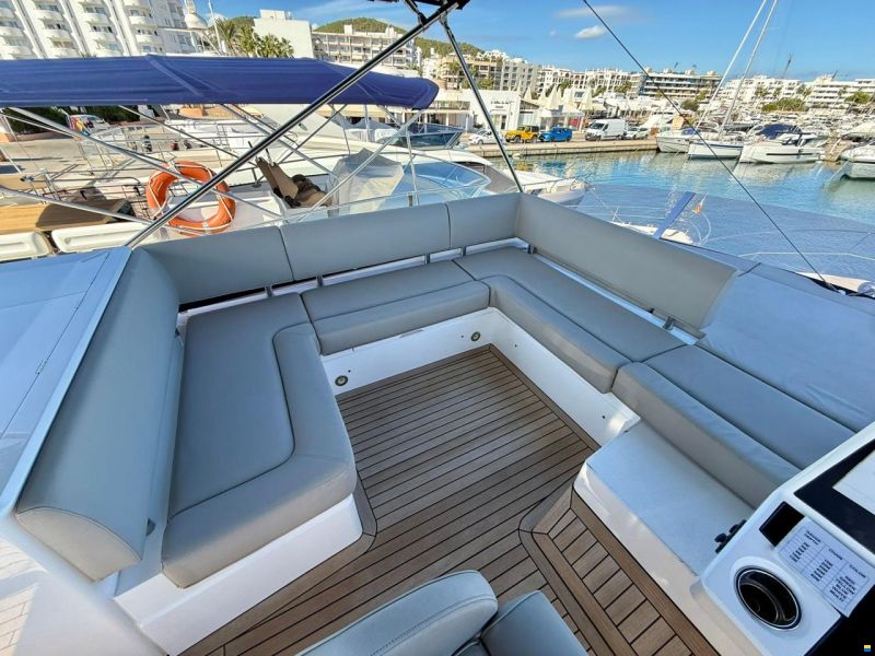 Sunseeker Manhattan 52