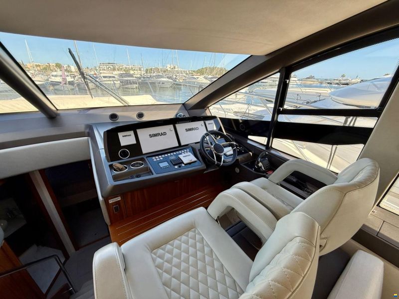 Sunseeker Manhattan 52