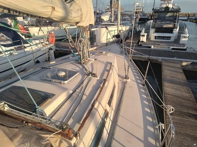 Beneteau First 38