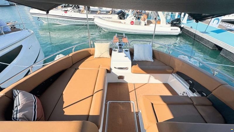 Jeanneau TH 33 Power Katamaran