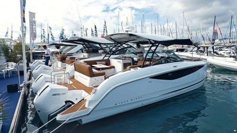 Jeanneau TH 33 Power Katamaran